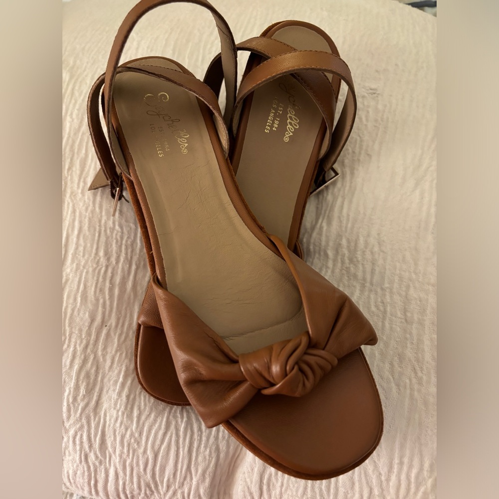 Seychelles sandals